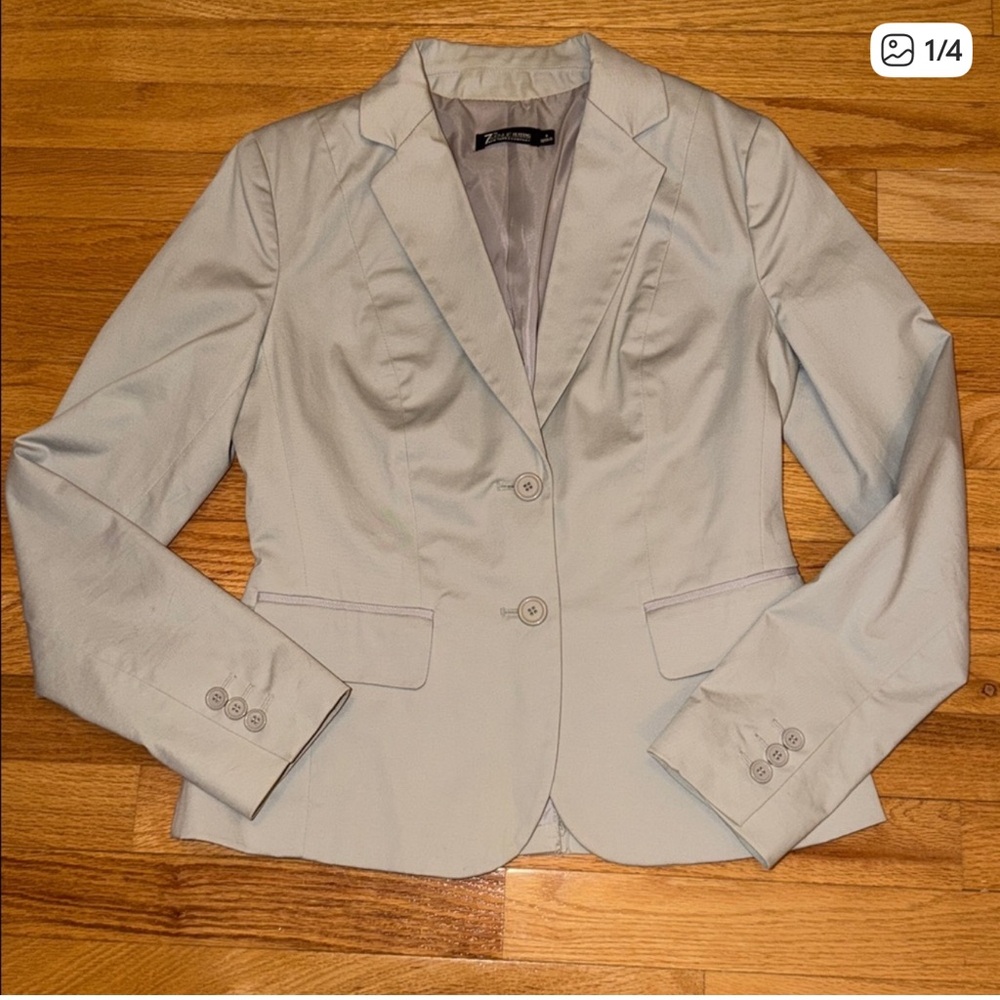 NY&Co Light Gray Fitted Blazer Tailored Work Office Career Jacket Size 2